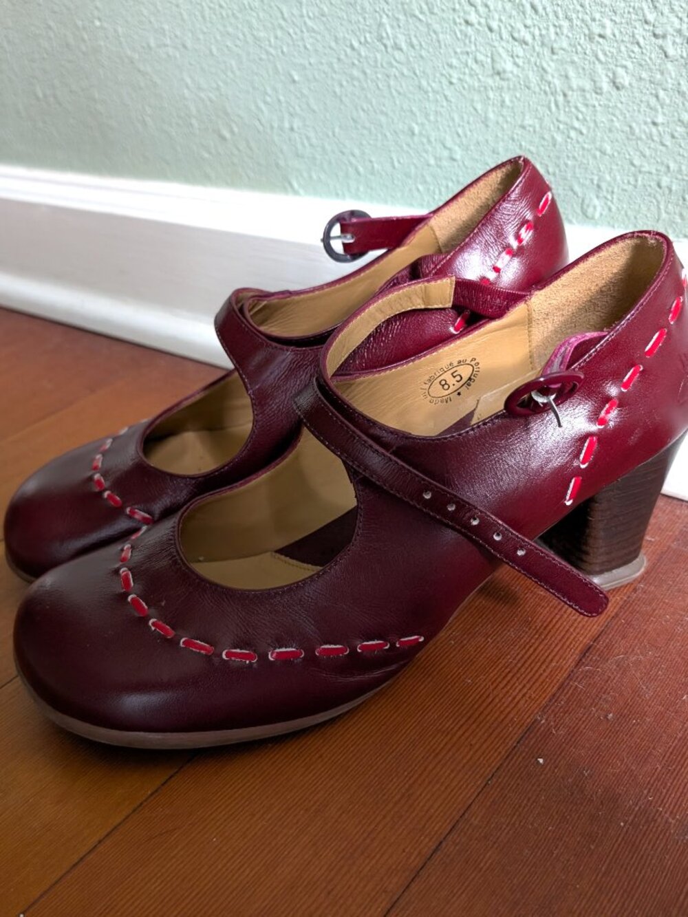 John Fluevog Operettas Malibran Wine Mary Janes - Picture 2 of 5